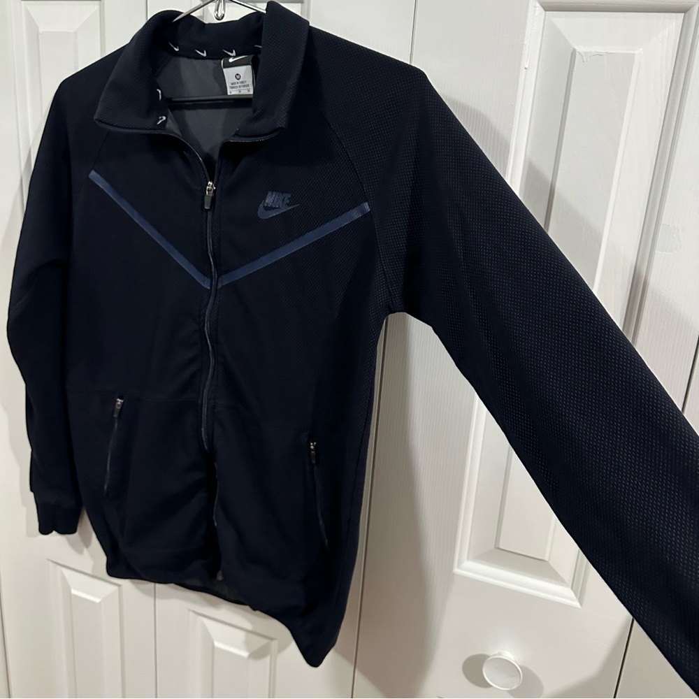 Nike Full Zip Lightweight Jacket - image 4